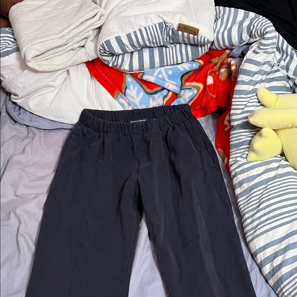 Brandy Melville navy sweatpants